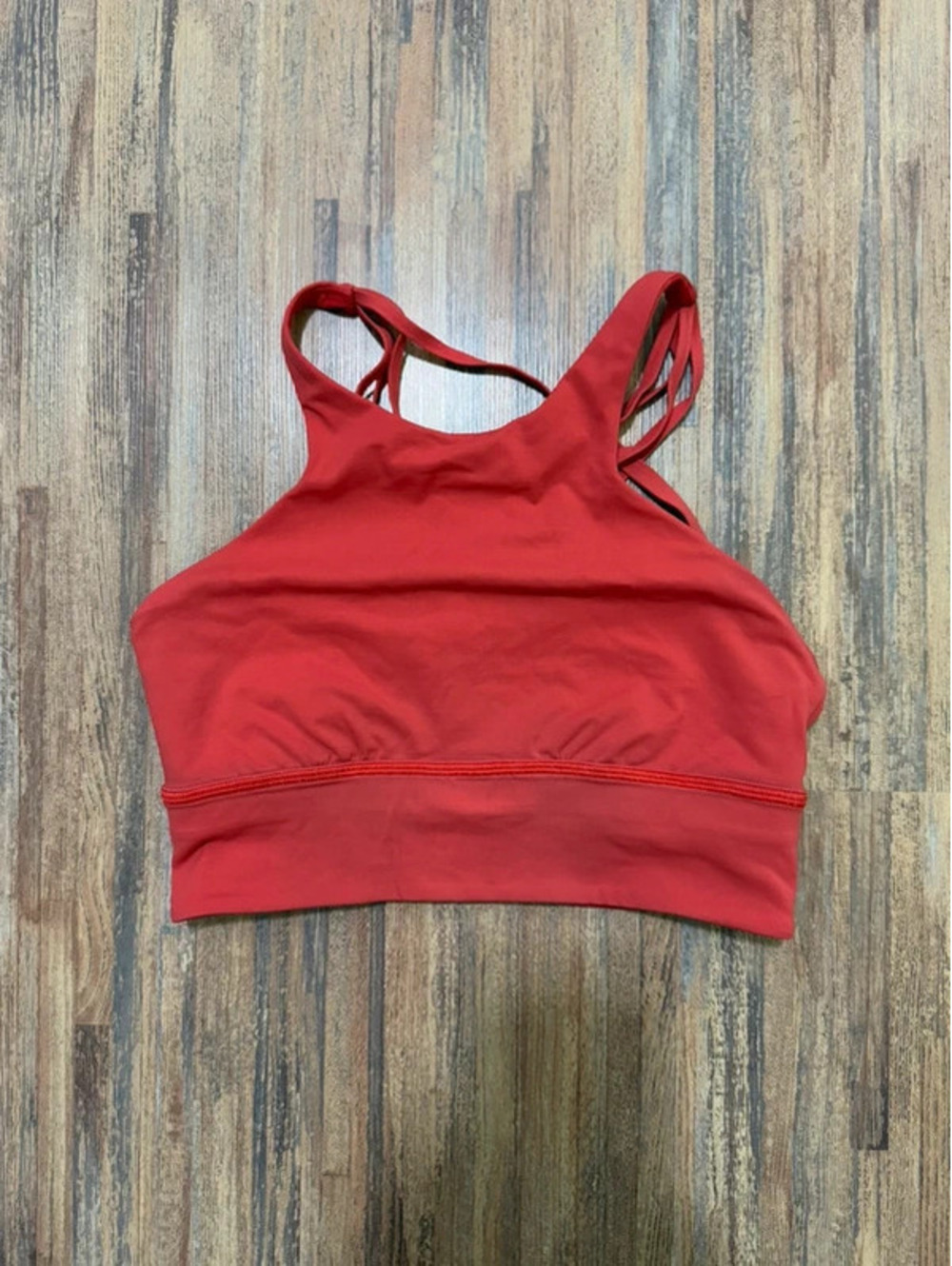 Lululemon free to be moved bra size 6 flawed